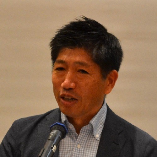 2025夏季セミナーであいさつするふちがみ猛志堺市議会議員